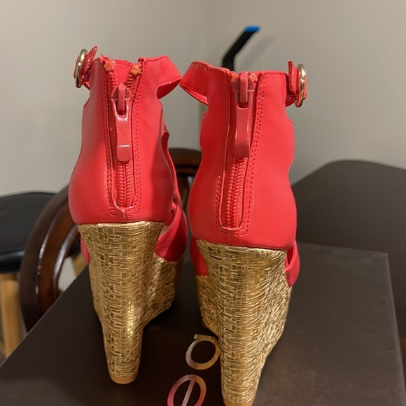 Bebe Wedge - Picture 3 of 8